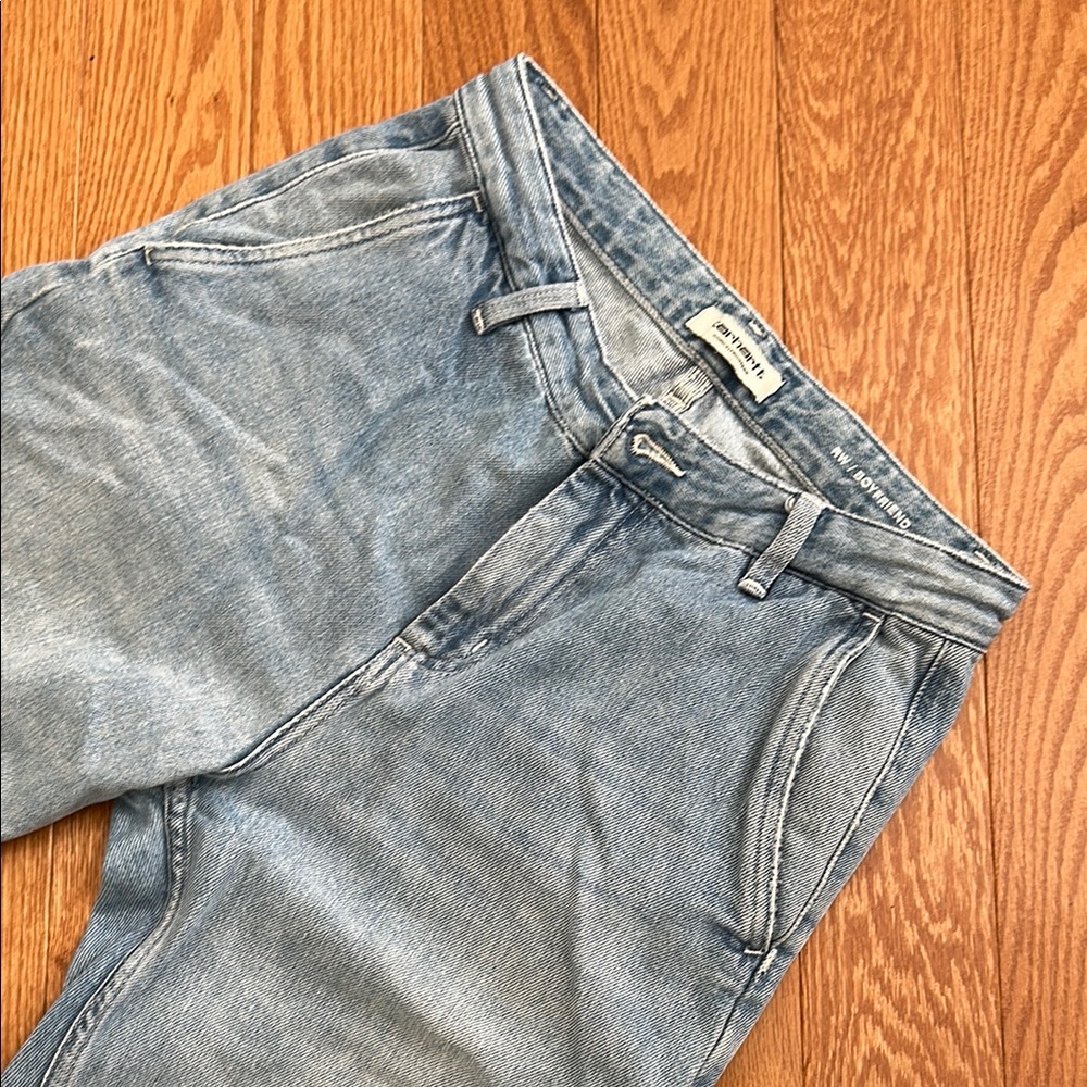 Carhartt Light Blue Denim boyfriend jeans - size 27